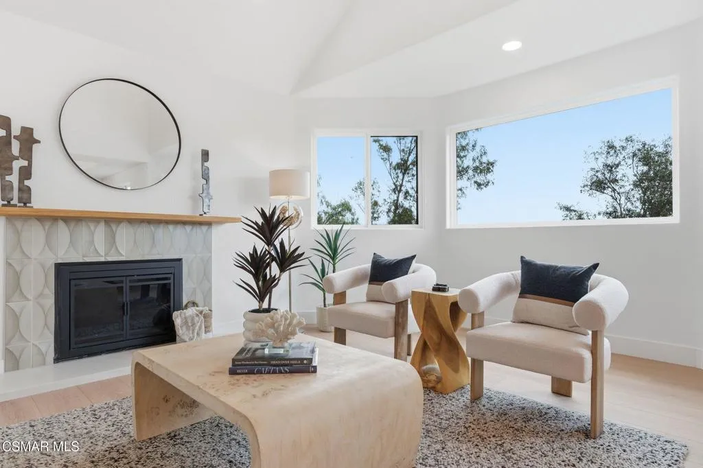 5733 Carell Avenue, Agoura Hills, California 91301 home-pic-9