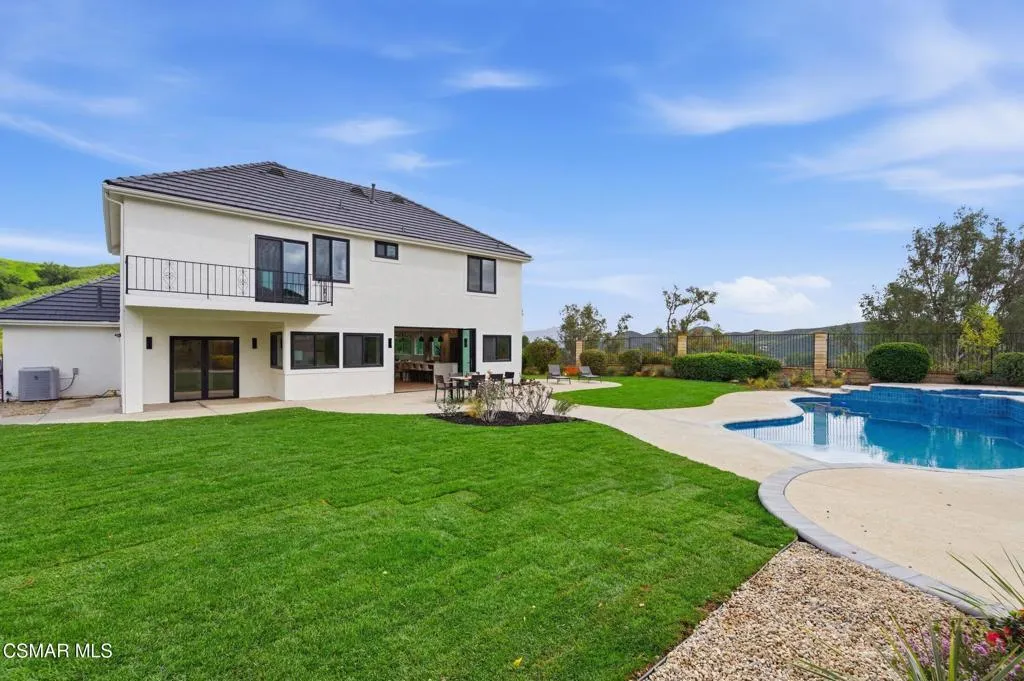 5733 Carell Avenue, Agoura Hills, California 91301 home-pic-31
