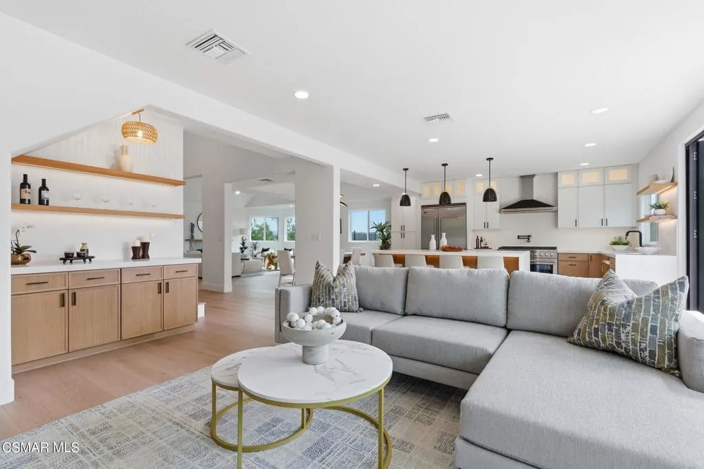 5733 Carell Avenue, Agoura Hills, California 91301 home-pic-28