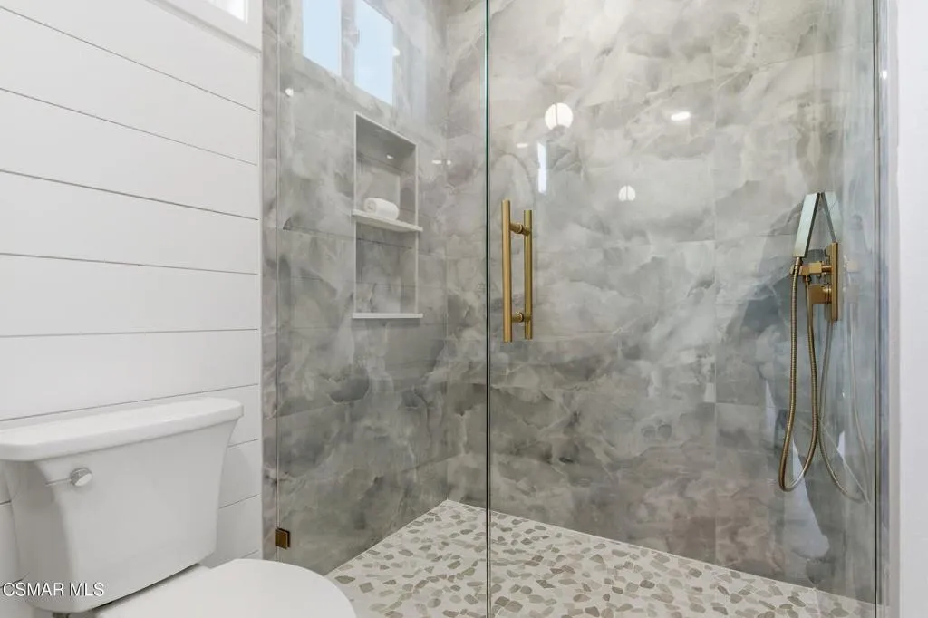5733 Carell Avenue, Agoura Hills, California 91301 home-pic-38