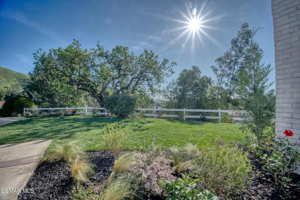 5733 Carell Avenue, Agoura Hills, California 91301 home-pic-82
