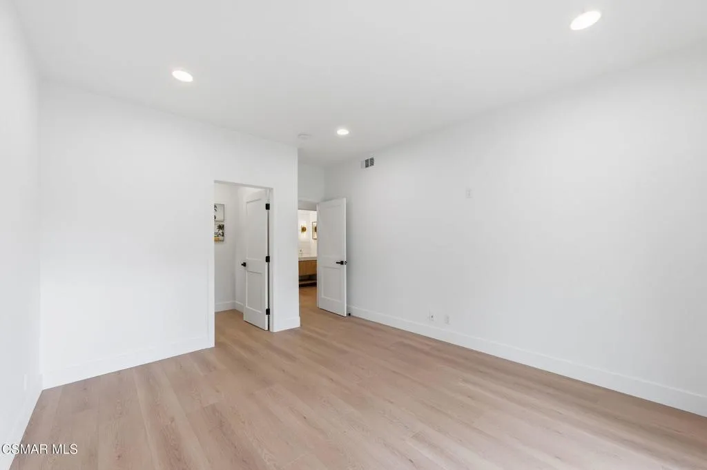 5733 Carell Avenue, Agoura Hills, California 91301 home-pic-36