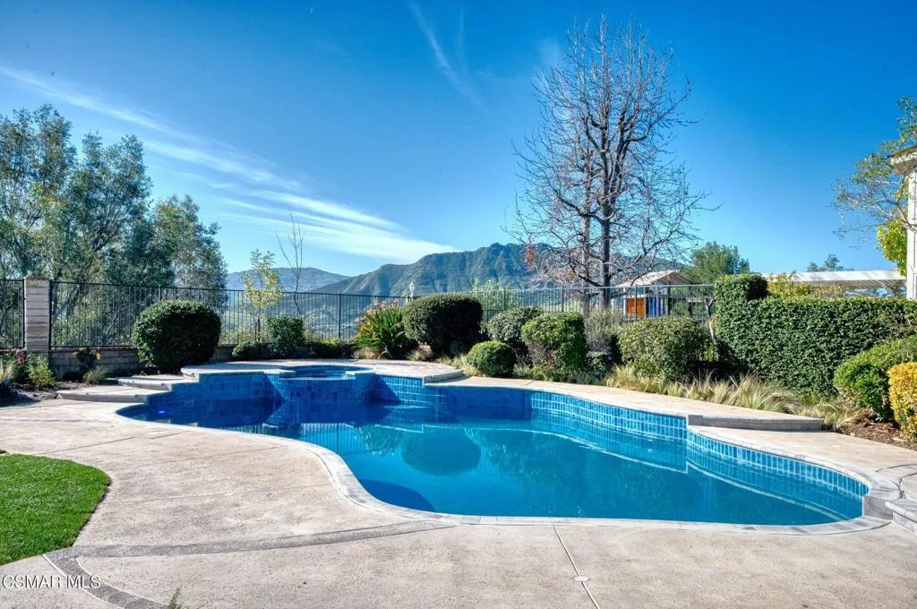 5733 Carell Avenue, Agoura Hills, California 91301 home-pic-86