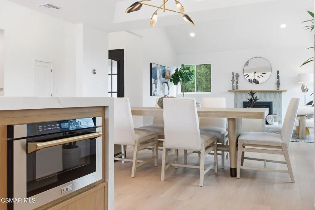 5733 Carell Avenue, Agoura Hills, California 91301 home-pic-17