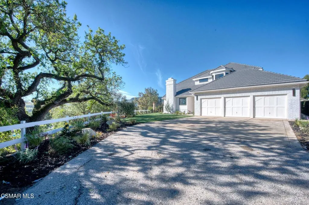 5733 Carell Avenue, Agoura Hills, California 91301 home-pic-2