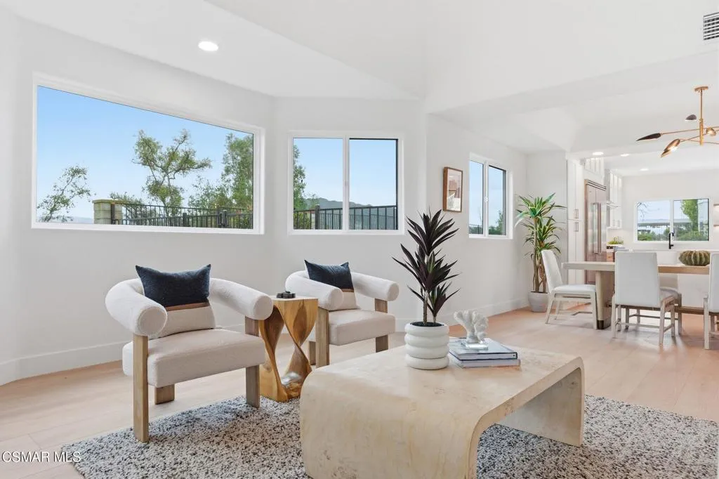 5733 Carell Avenue, Agoura Hills, California 91301 home-pic-8