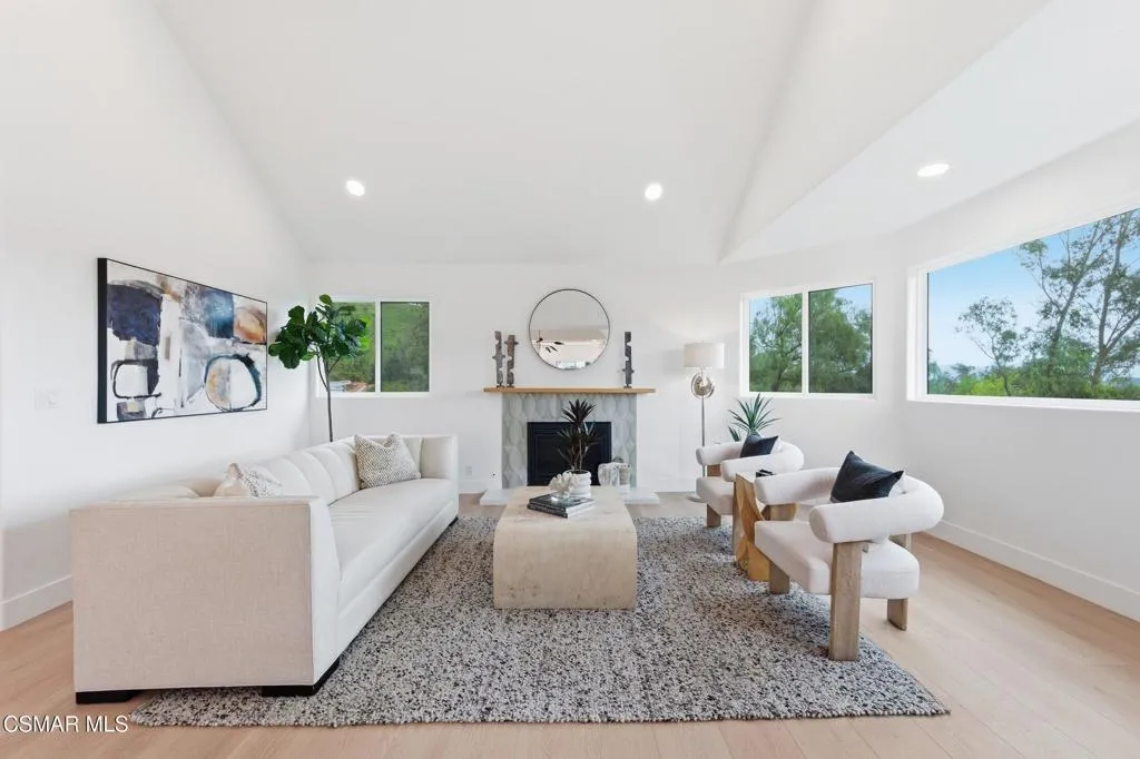 5733 Carell Avenue, Agoura Hills, California 91301 home-pic-6
