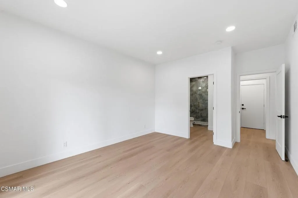 5733 Carell Avenue, Agoura Hills, California 91301 home-pic-42