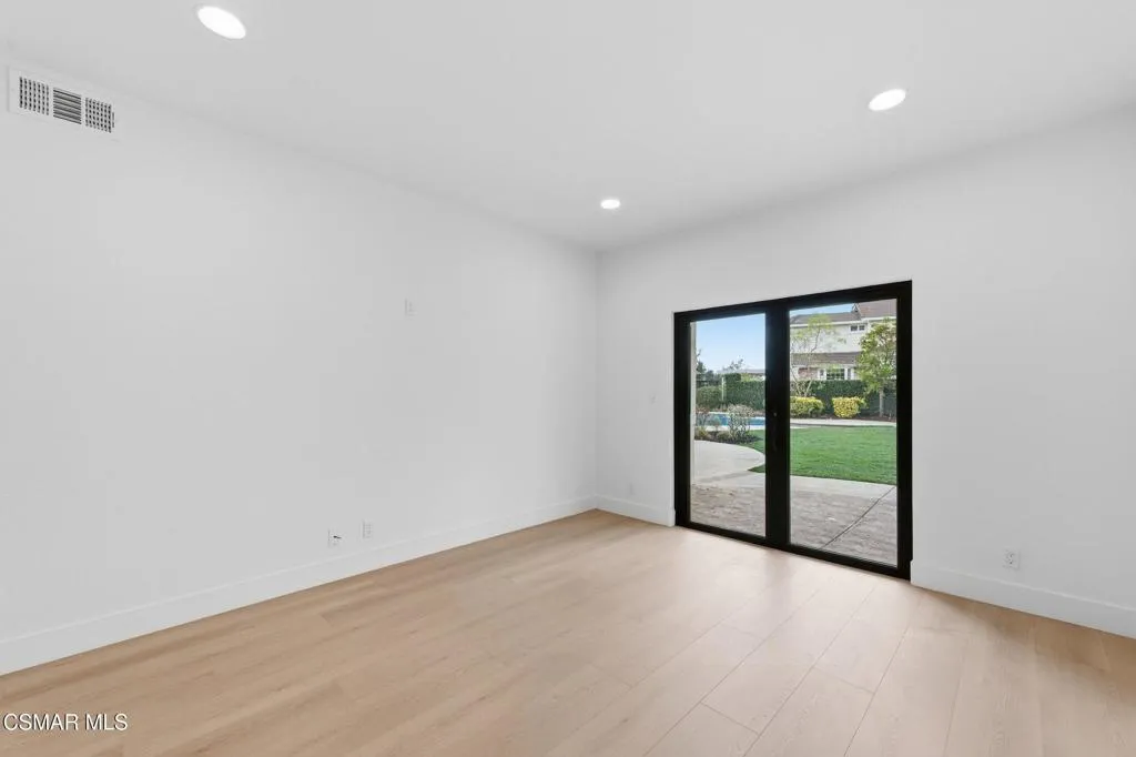 5733 Carell Avenue, Agoura Hills, California 91301 home-pic-43