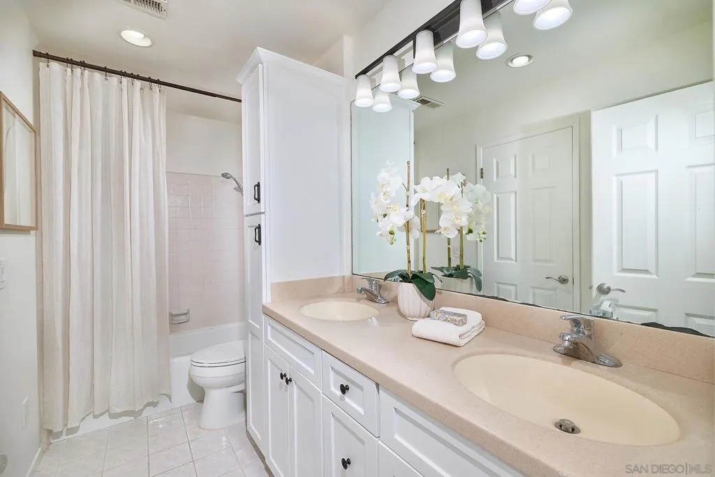 7627 Reposado Dr, Carlsbad, California 92009 home-pic-17