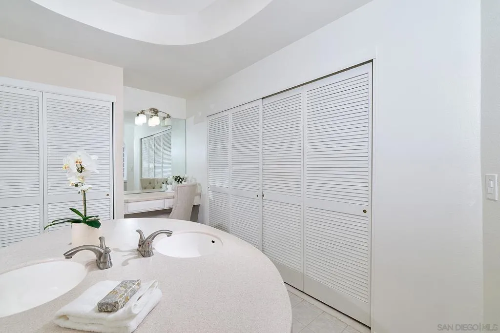 7627 Reposado Dr, Carlsbad, California 92009 home-pic-13