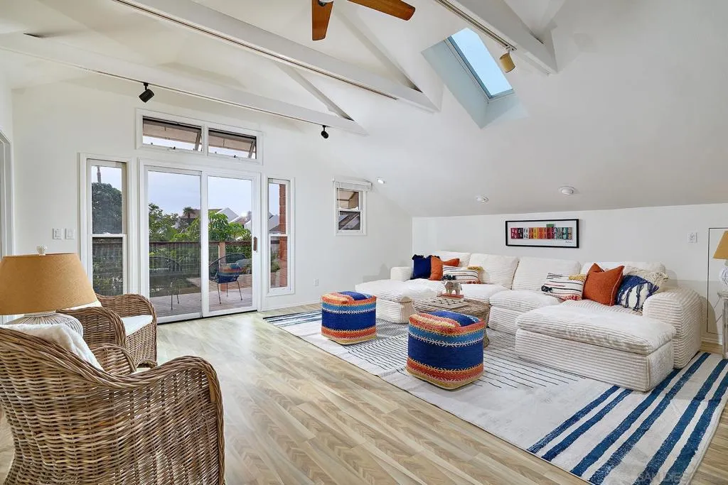 7627 Reposado Dr, Carlsbad, California 92009 home-pic-18