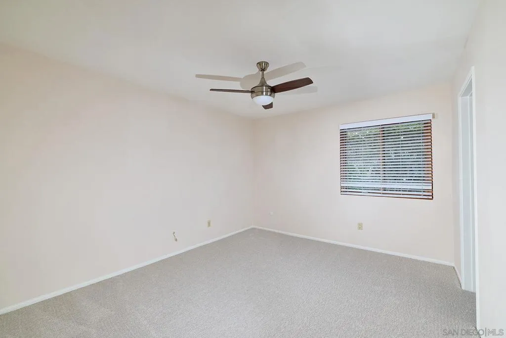 7627 Reposado Dr, Carlsbad, California 92009 home-pic-16