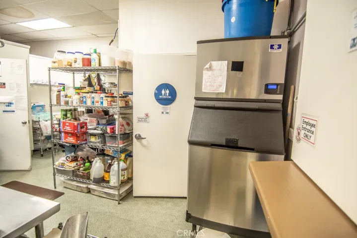 ice maker
