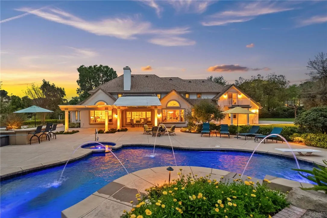 43925 El Lucero, Temecula, California 92592 home-pic-2