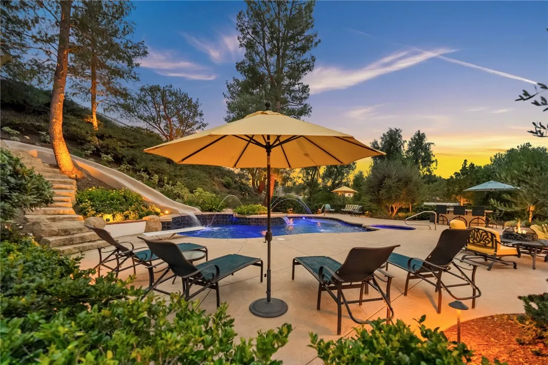 43925 El Lucero, Temecula, California 92592 home-pic-5