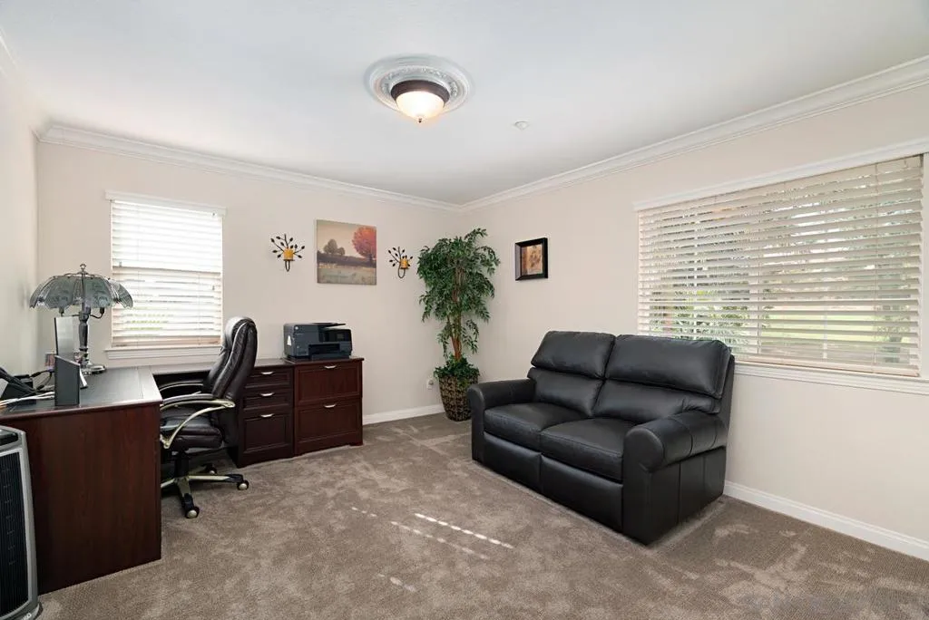 10689 Laurel Path, Escondido, California 92026 home-pic-28