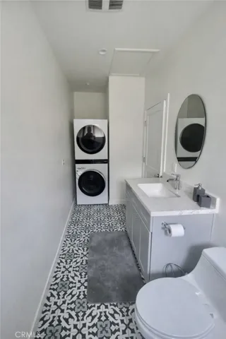 ADU BATHROOM & W/D
