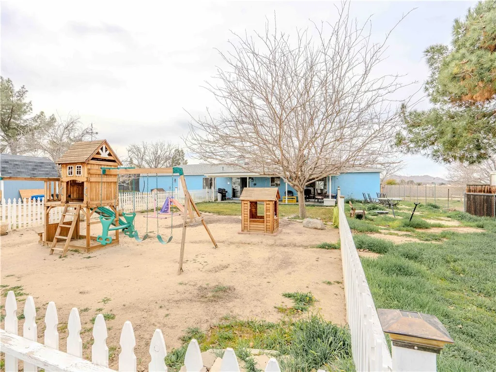 40734 163rd E, Lancaster, California 93535 home-pic-27