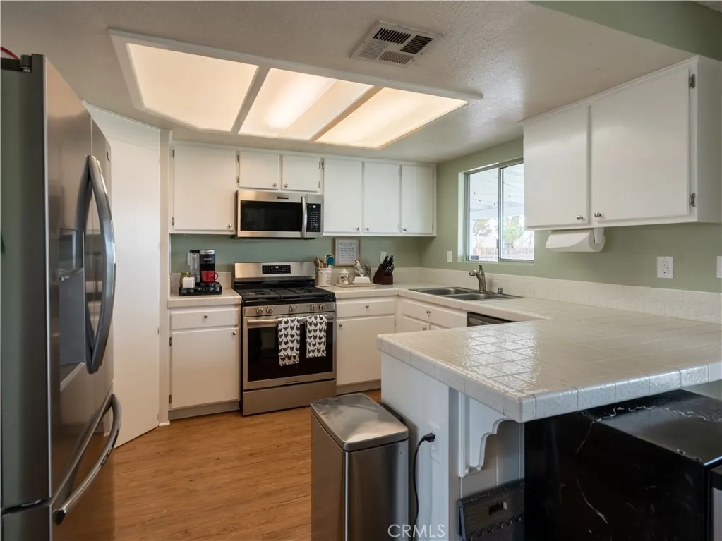 40734 163rd E, Lancaster, California 93535 home-pic-9