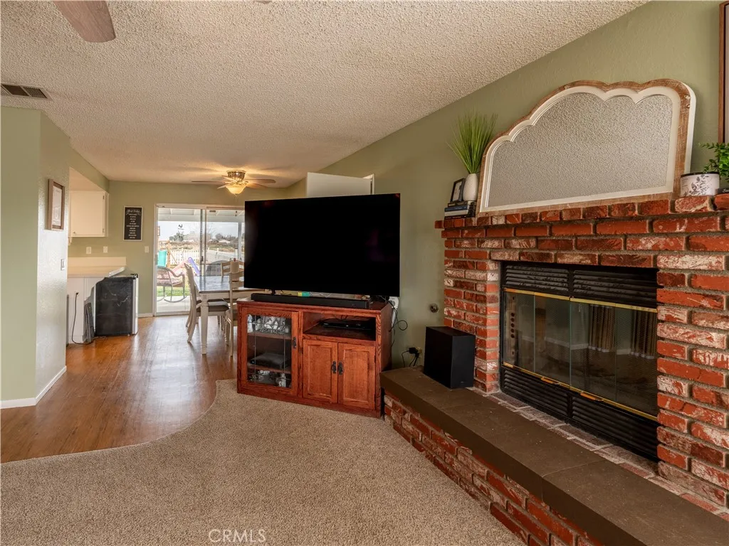 40734 163rd E, Lancaster, California 93535 home-pic-7