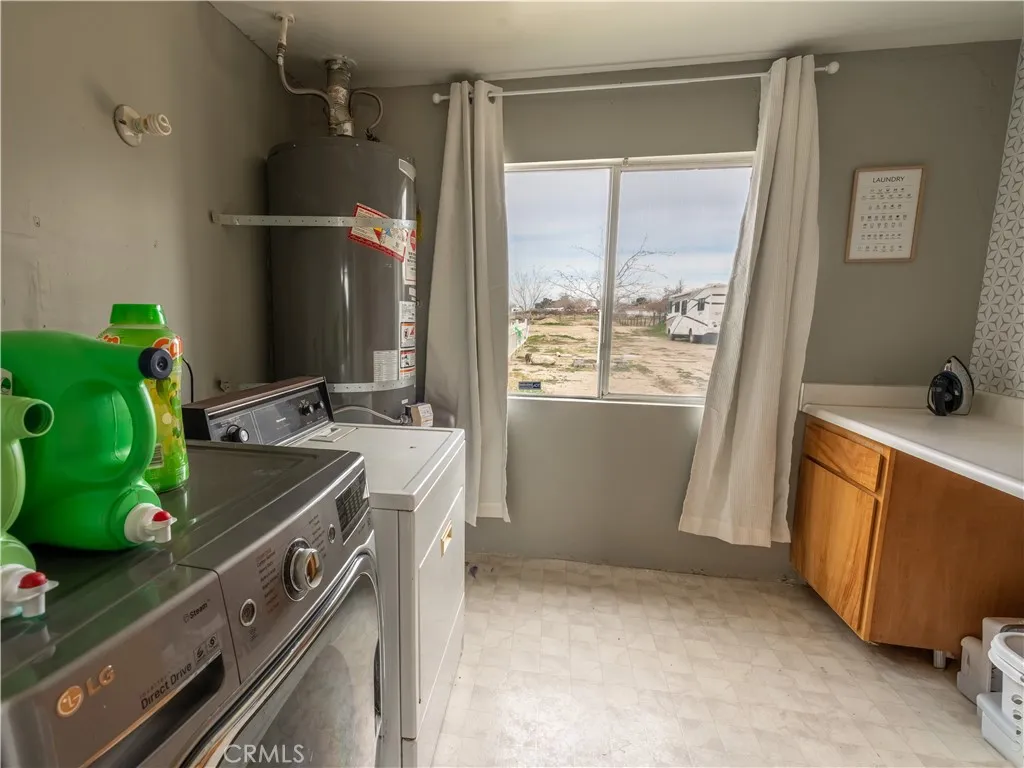 40734 163rd E, Lancaster, California 93535 home-pic-24