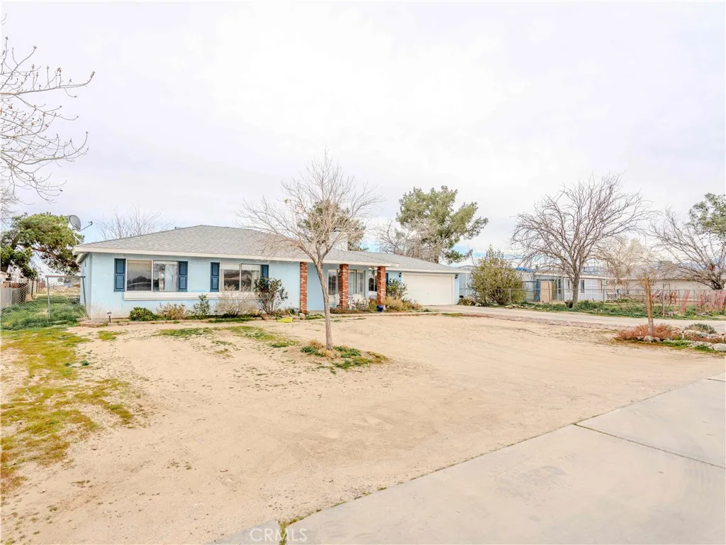 40734 163rd E, Lancaster, California 93535 home-pic-2
