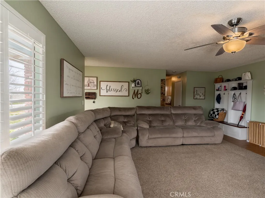 40734 163rd E, Lancaster, California 93535 home-pic-5
