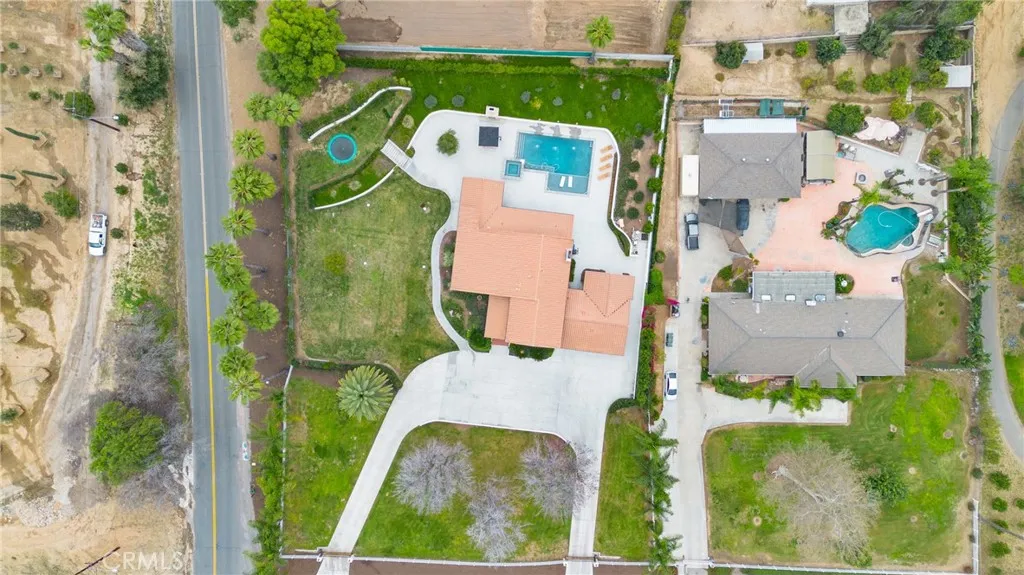 9120 Cleveland, Riverside, California 92503 home-pic-61