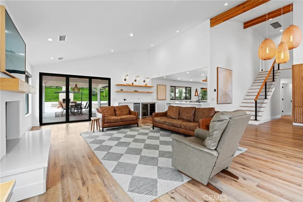 9120 Cleveland, Riverside, California 92503 home-pic-12