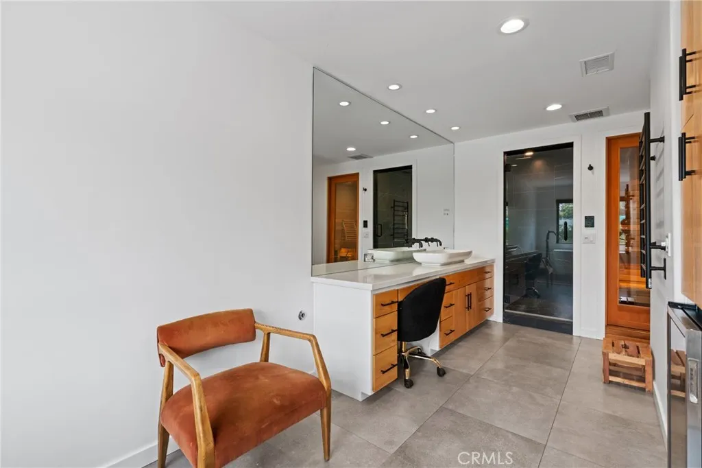 9120 Cleveland, Riverside, California 92503 home-pic-32