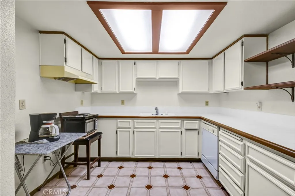 13436 Francisquito Ave, Baldwin Park, California 91706 home-pic-8