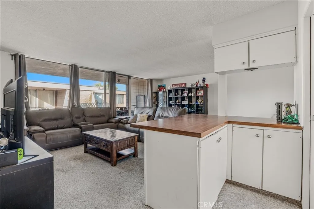 6979 Palm Court 234j, Riverside, California 92506 home-pic-8