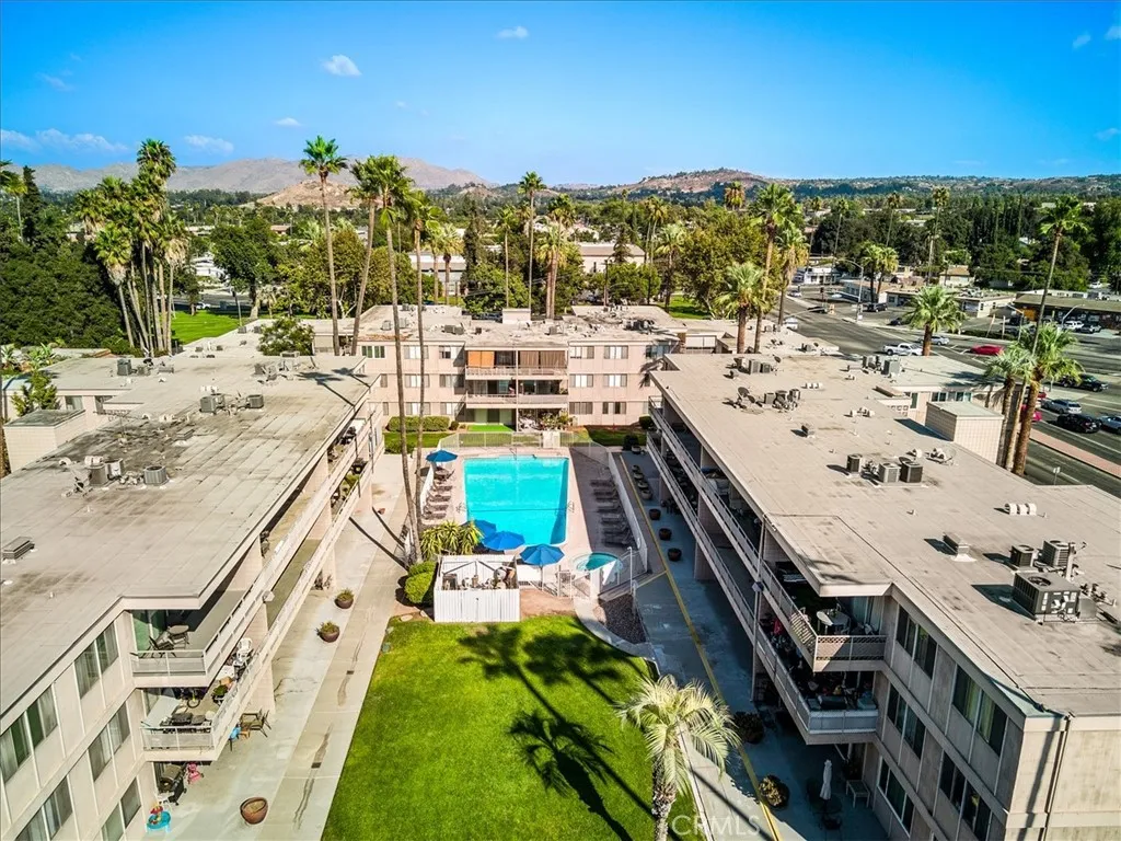 6979 Palm Court 234j, Riverside, California 92506 home-pic-22