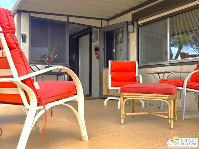 Great Outdoor Seating