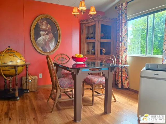 Light Dining Area