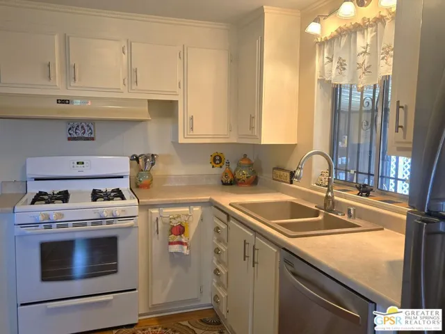 Wonderful Counter Space