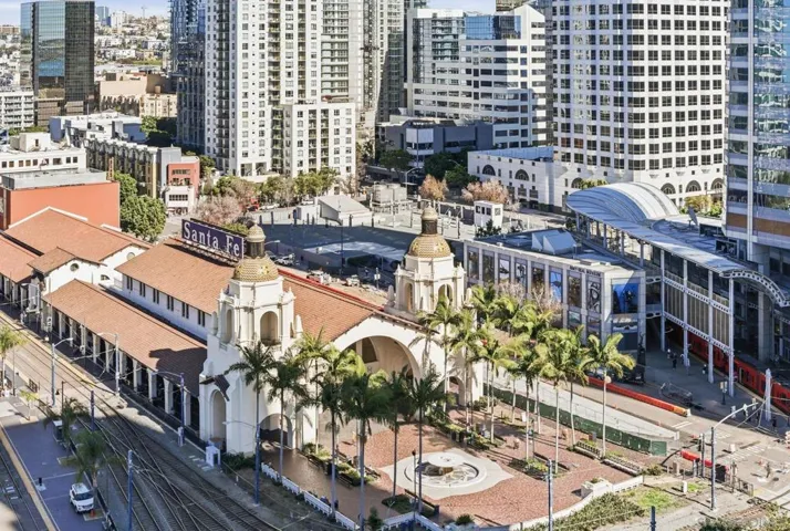 888 W E Street 1705, San Diego, California 92101