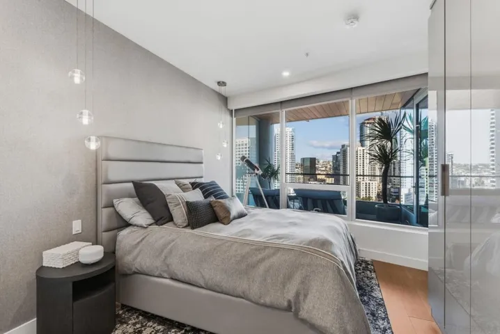 888 W E Street 1705, San Diego, California 92101