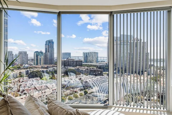 888 W E Street 1705, San Diego, California 92101