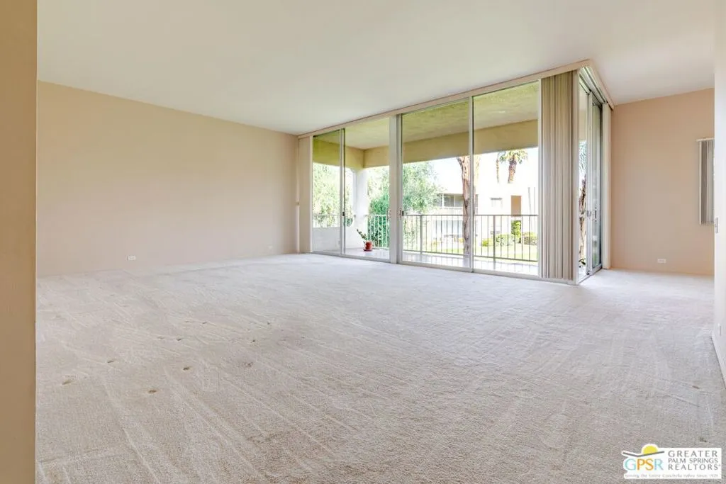 459 Desert Lakes Drive, Palm Springs, California 92264 home-pic-18