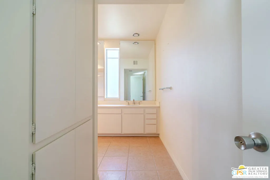 459 Desert Lakes Drive, Palm Springs, California 92264 home-pic-25