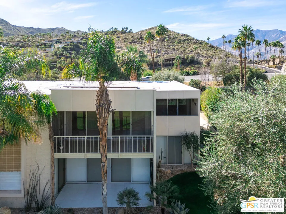 459 Desert Lakes Drive, Palm Springs, California 92264 home-pic-48