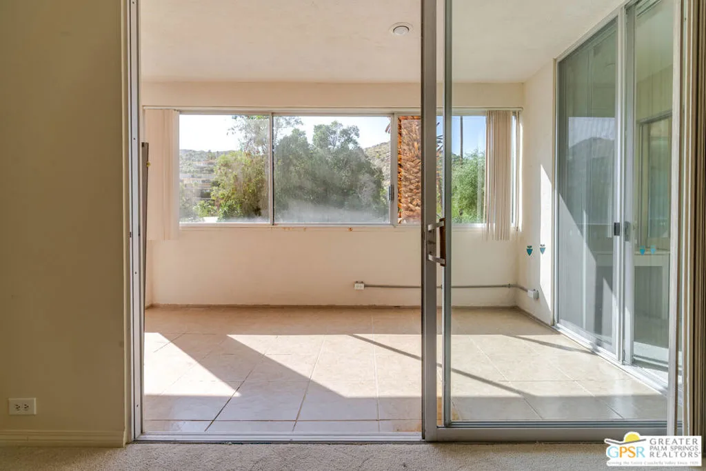 459 Desert Lakes Drive, Palm Springs, California 92264 home-pic-32