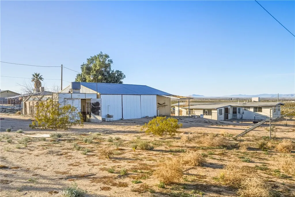 73079 Siesta, 29 Palms, California 92277 home-pic-32