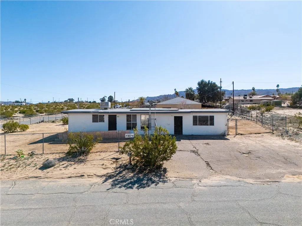 73079 Siesta, 29 Palms, California 92277 home-pic-2