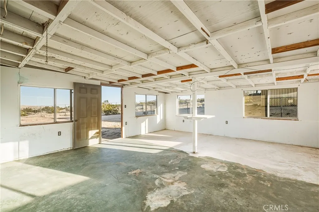 73079 Siesta, 29 Palms, California 92277 home-pic-24