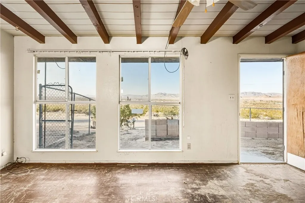 73079 Siesta, 29 Palms, California 92277 home-pic-9