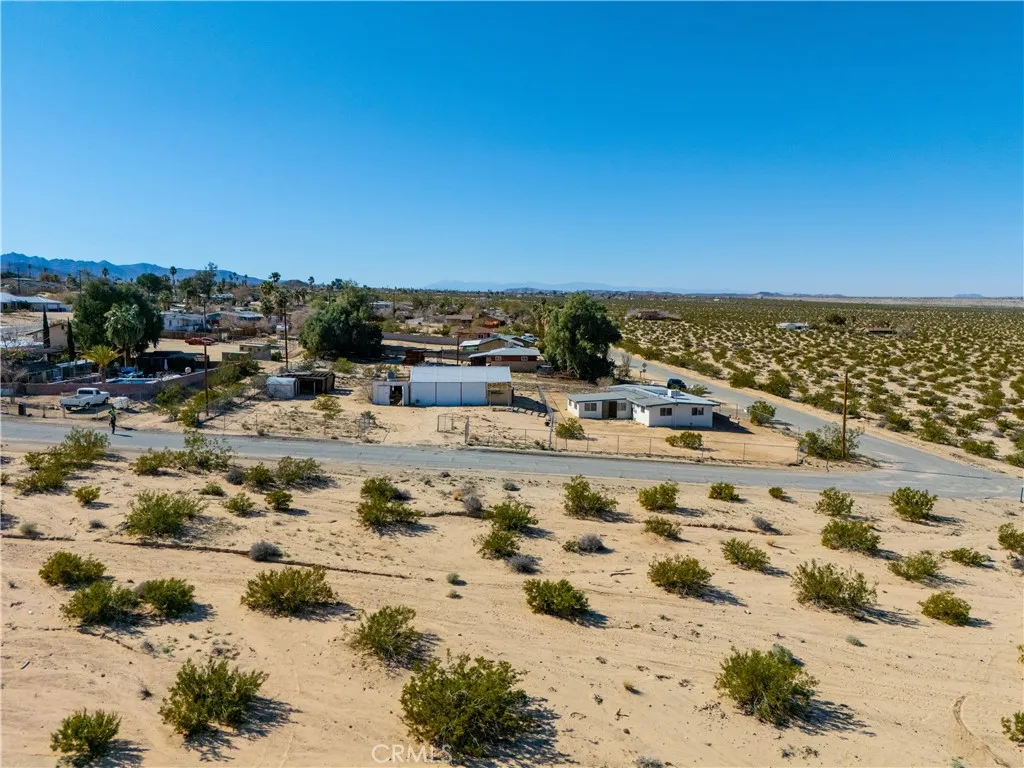 73079 Siesta, 29 Palms, California 92277 home-pic-30