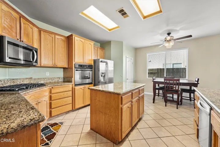 24-Illuminate Photography - 10804 Eagle